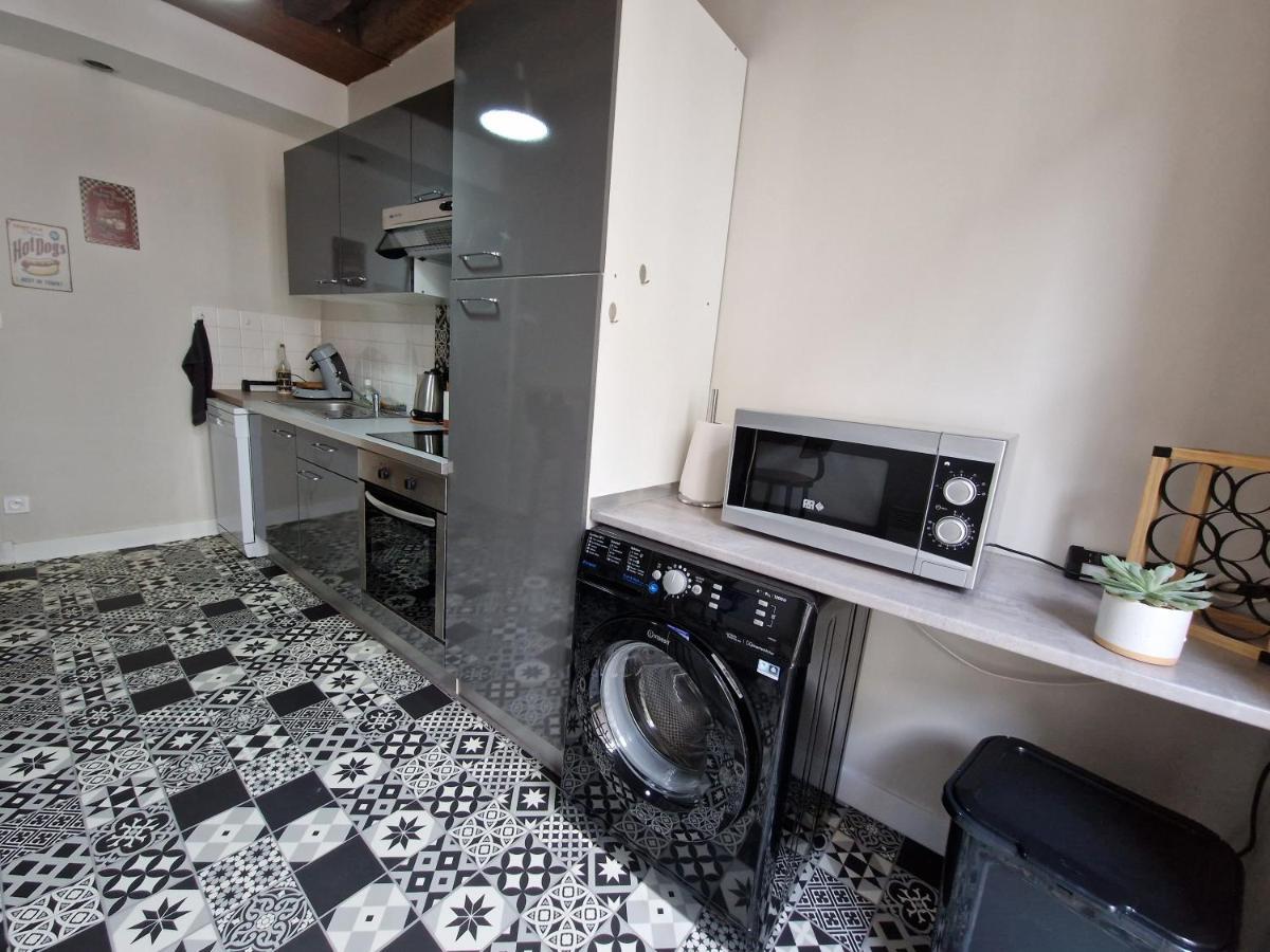 Le Saint Jean Et Son Parking Privee Daire Blois Dış mekan fotoğraf
